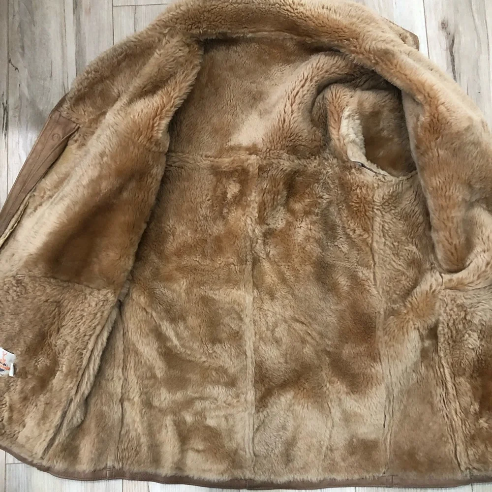 Tan Shearling and Leather Coat - Picture 4 of 7
